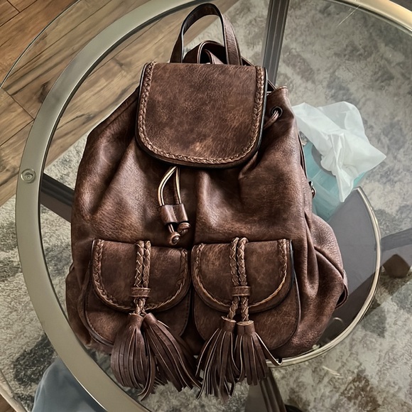 Backpack - Picture 2 of 5